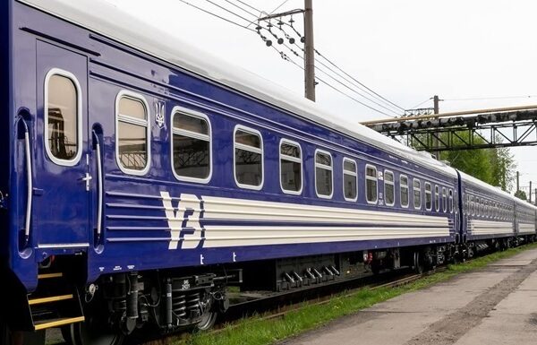 Новини України - Укрзалізниця призупинила рух потягів на Сумщині