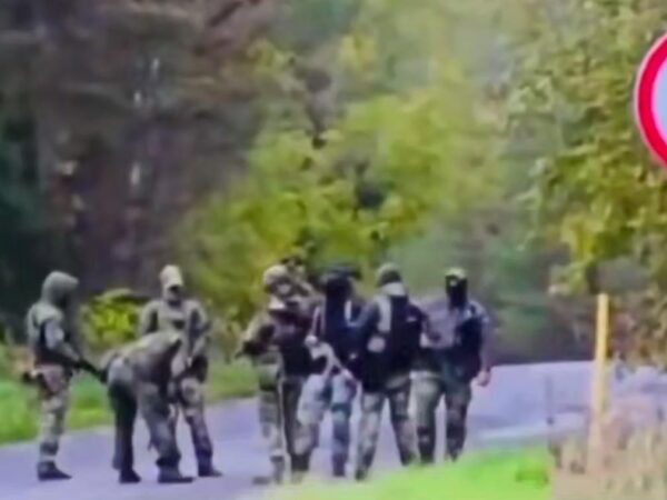 Новини світу - В Естонії перекрили дорогу через активність РФ