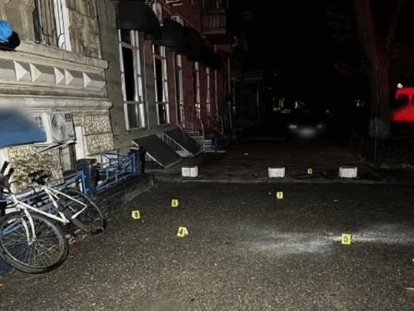 Новини України - В Одесі чоловік кинув страйкбольні гранати у групу людей