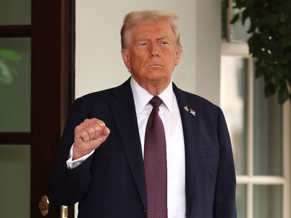 Новини світу - В США готують доларову монету з зображенням Трампа - ЗМІ