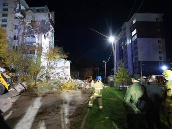 Новини України - Вибух у Хмельницькому: під завалами знайшли тіло