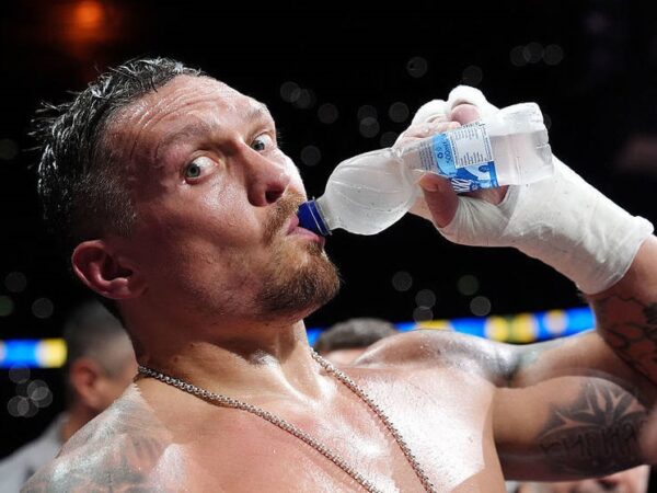 Новини спорту - Відомий промоутер відповів на питання про майбутнє кар'єри Усика