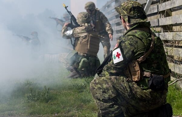 Новини України - Військових після удару по Гончарівську переміщують