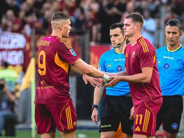 Новини спорту - Воротар Роми про нападників клубу: Довбику й Фергюсону світить забивати