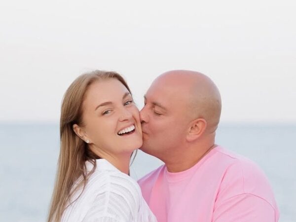 Новини культури - Юрій Ткач відповів на чутки про вагітність дружини