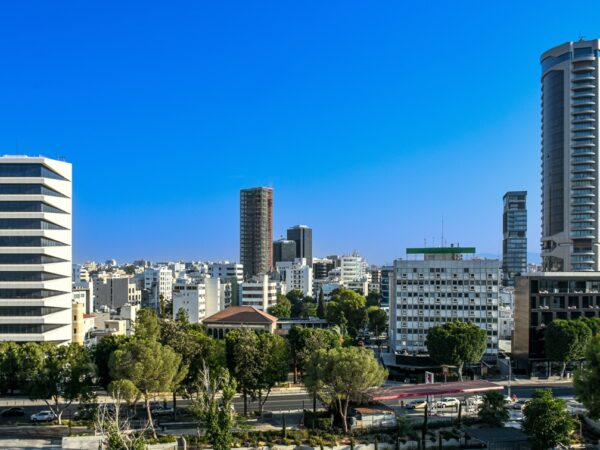 Новини світу - Заможні росіяни масово скуповують нерухомість у ЄС