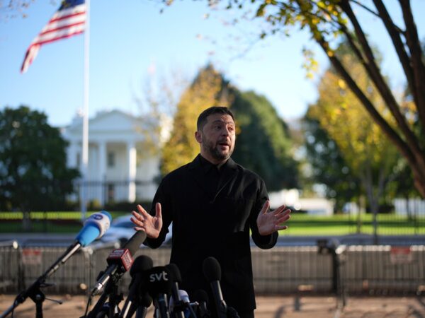 Новини України - Зеленський говорив з Трампом про гарантії безпеки