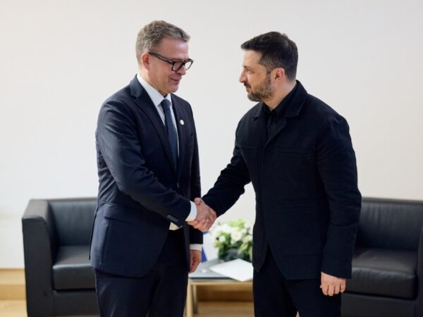 Новини України - Зеленський подякував прем’єру Фінляндії за 100 млн євро на зброю США