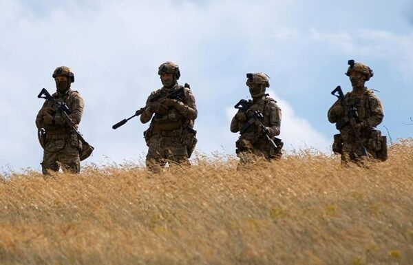 Новини України - Зеленський пропонує Раді продовжити воєнний стан