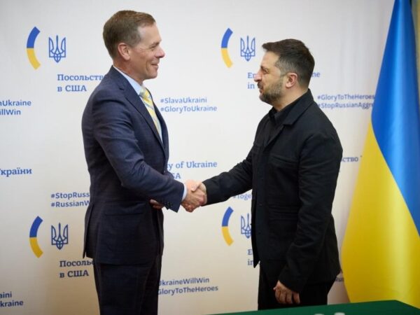 Новини України - Зеленський зустрівся із виробником Patriot