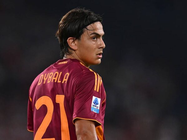 Новини спорту - Зірковому одноклубнику Довбика запропонували продовжити контракт з Ромою