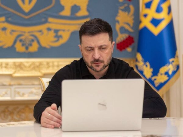 Тиснути заради миру треба не на Україну, а на Росію