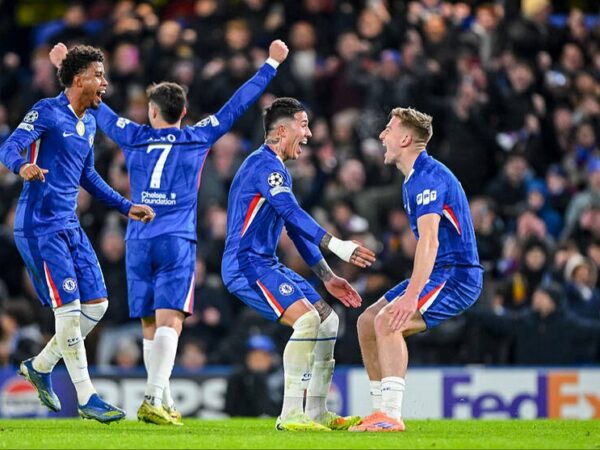 Новини спорту - Челсі впевнено переграв Барселону, використавши чисельну перевагу