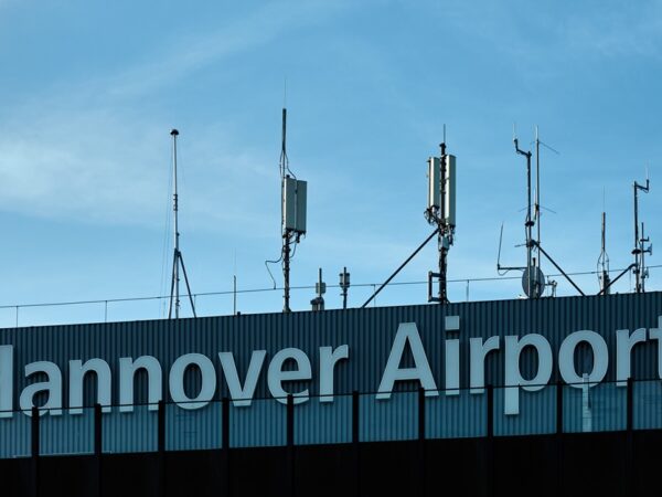 Новини світу - Дрони паралізують роботу трьох аеропортів у Німеччині