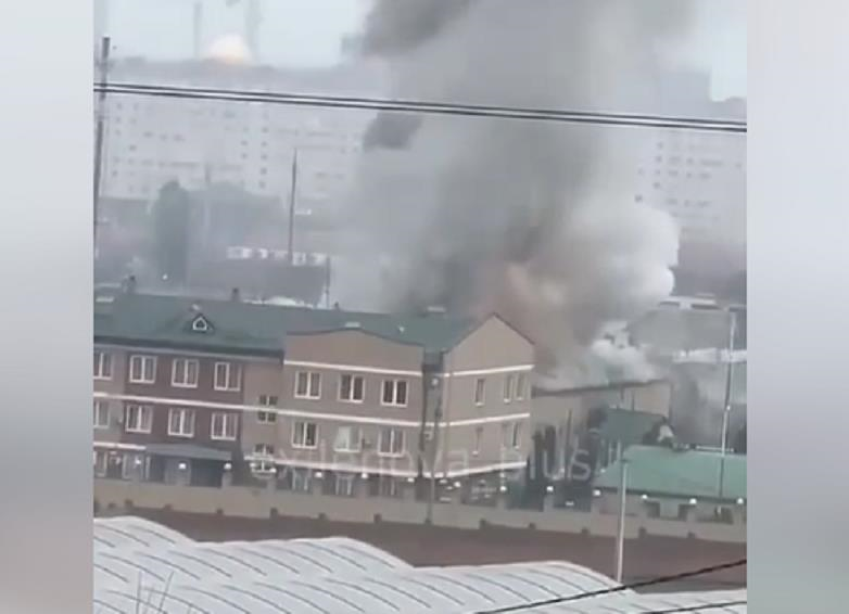 Новини світу - Дрони вдарили по військовій базі кадирівців у Грозному - соцмережі