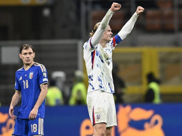 Новини спорту - Дубль форварда приніс Норвегії нищівну перемогу над Італією