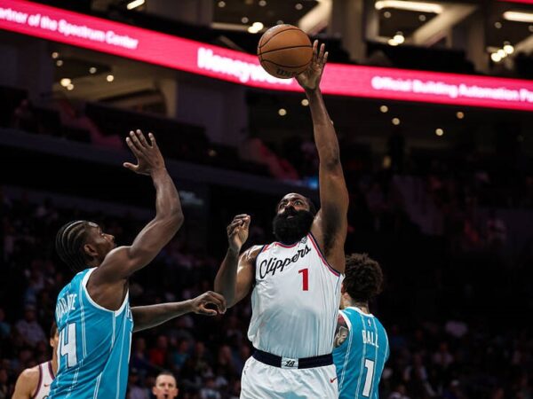 Новини спорту - Джеймс Гарден у новому сезоні вперше набирає 50+ очок