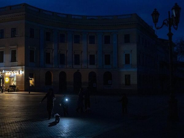 Новини України - Енергетики розповіли про відключення світла в суботу