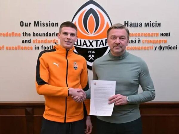 Новини спорту - Футболіст збірної України оновив контракт з донецьким Шахтарем