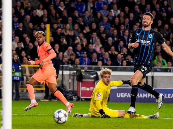 Новини спорту - Футбольний трилер: Барселона вирвала нічию, тричі відігравшись