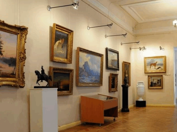 Технології - ГУР опублікувало дані про цінності, які росіяни викрали у Херсоні