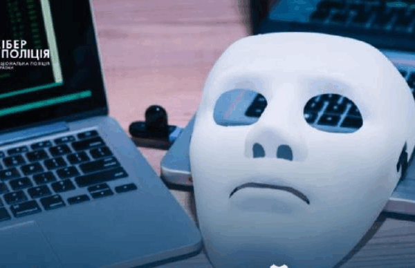 Новини України - Імітують державні онлайн-сервіси: поліція попередила про шахраїв