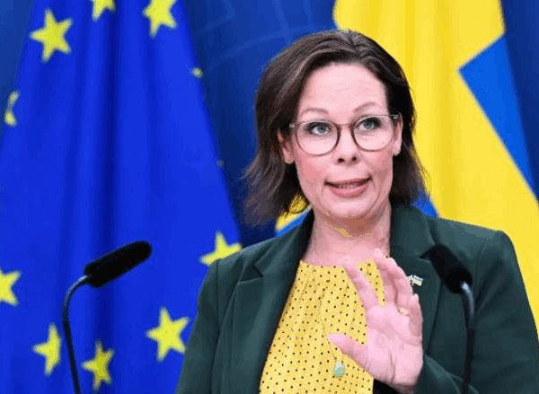 Новини світу - Імпорт ЄС з РФ на 124 млрд перевищив допомогу Україні - глава МЗС Швеції