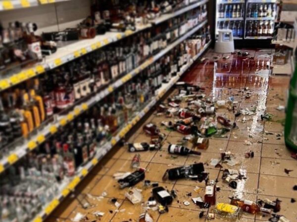 Новини Києва - Киянин розгромив алкогольний відділ у магазині