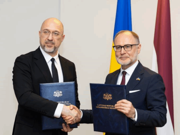 Новини світу - Латвія передасть Україні понад 20 Patria