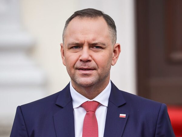 Новини світу - Навроцький закликав до "симетрії" у відносинах з Україною