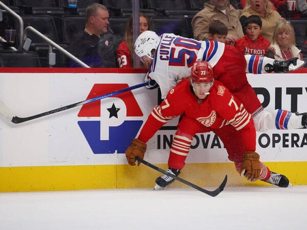 Новини спорту - НХЛ: Айлендерс не впоралися з Колорадо