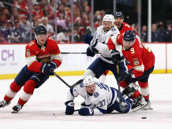 Новини спорту - НХЛ: Флорида програла Тампі, Нью-Джерсі переміг Вашингтон