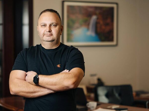 Технології - "Офіційний Apple в Україні є": де купити якісну і легальну продукцію