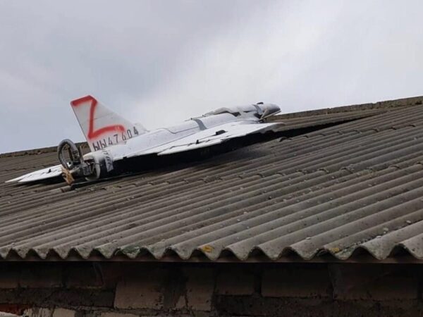 Новини світу - Під час атаки РФ до Молдови залетіли шість дронів, один впав на будинок