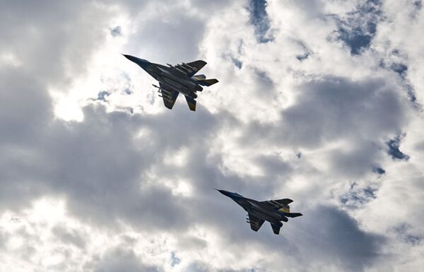 Новини України - Повітряні сили показали роботу техніків F-16