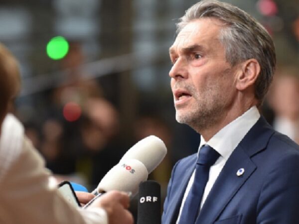 Новини України - Прем’єр Нідерландів попередив громадян про загрози