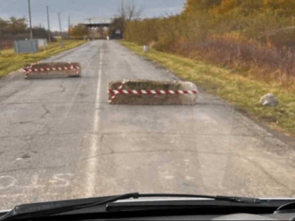 Новини України - Прорив кордону: біля пунктів пропуску почали встановлювати бетонні блоки