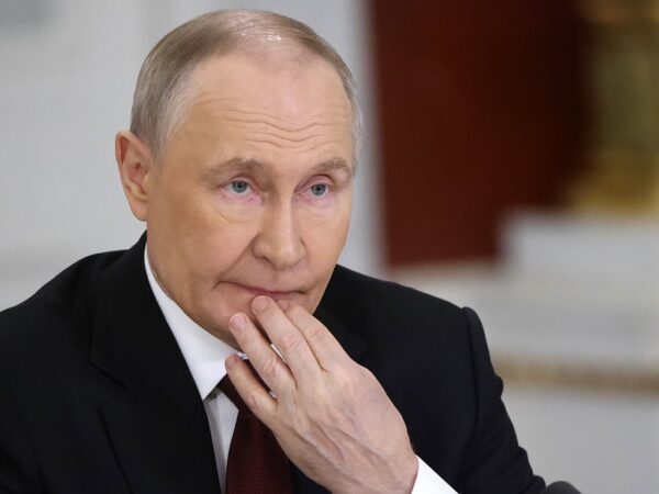 Новини світу - Путіну доповіли про падіння нафтогазових доходів