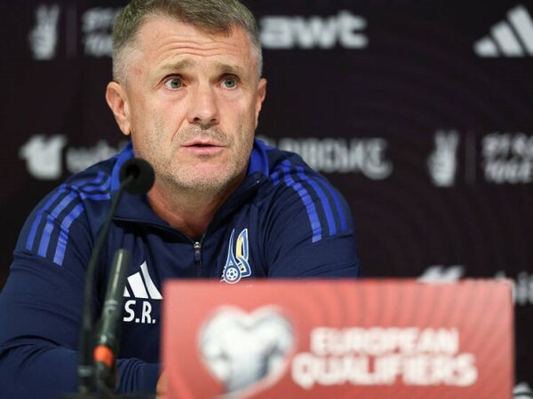 Новини спорту - Ребров дає передматчеву пресконференцію