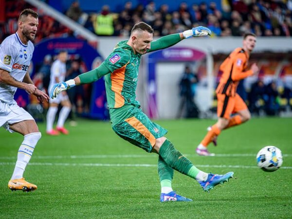 Новини спорту - Різник оновив особисте досягнення після чергового "сухого" матчу