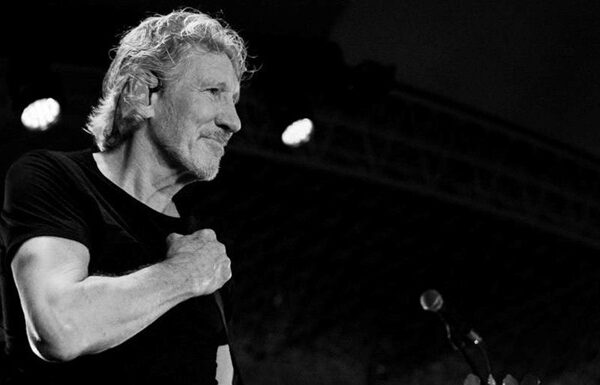 Новини культури - Роджер Вотерс обрушився з критикою на Джолі після її візиту в Україну