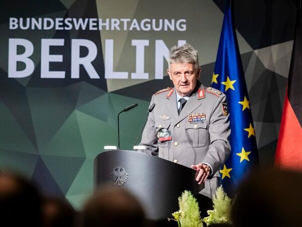 Новини світу - Росія зможе напасти на НАТО "вже завтра" - генерал армії Німеччини