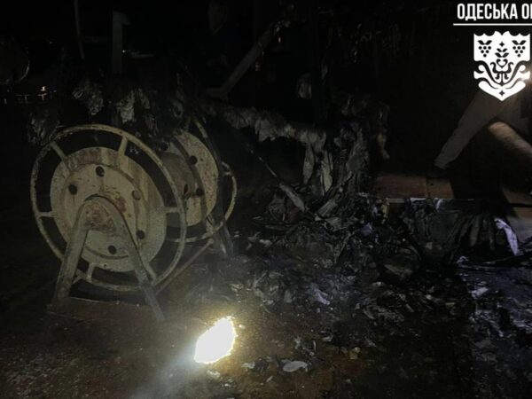 Новини України - Росіяни атакували портову інфраструктуру Одещини: виникла пожежа на судні