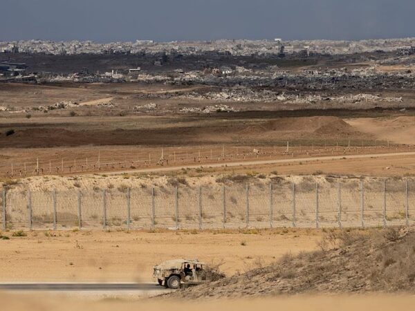 Новини світу - США побудують велику військову базу на кордоні з Газою