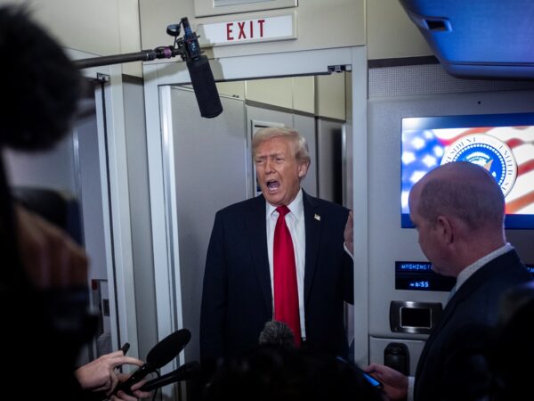 Новини України - Трамп: РФ може захопити Донбас за пару місяців