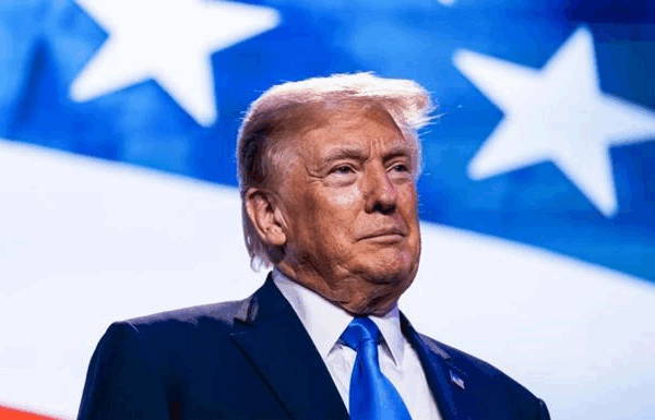 Новини світу - Трамп знову натякнув на третій президентський термін