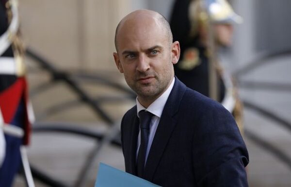 Новини світу - У Франції спрогнозували дату рішення ЄС щодо заморожених активів РФ