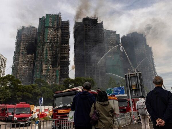 Новини світу - У Гонконзі загинули 146 людей під час пожежі у хмарочосах