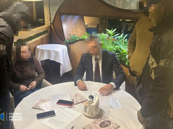 Новини України - У Києві затримали політика на хабарі у $160 тисяч