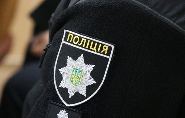 Новини України - У Кривому Розі невідомі облили фарбою портрети загиблих воїнів